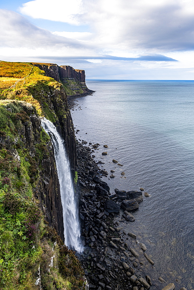 Kilt Rock and Mealt Falls Viewpoint, Isle of Skye, Inner Hebrides, Scotland, United Kingdom, Europe