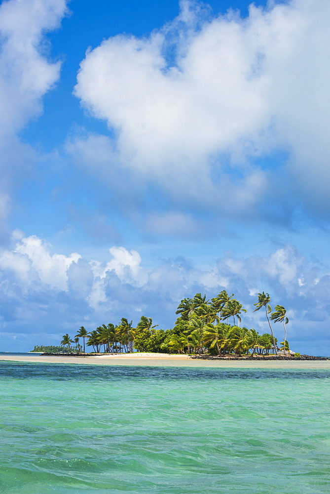 Beautiful little islet in the lagoon of Wallis, Wallis and Futuna, Pacific