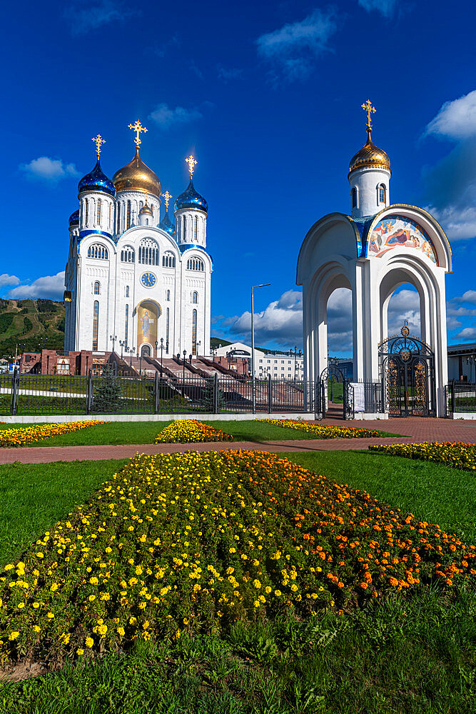 Cathedral of the Nativity, Ploshchad' Pobedy, Yuzhno-Sakhalinsk, Sakhalin, Russia, Eurasia