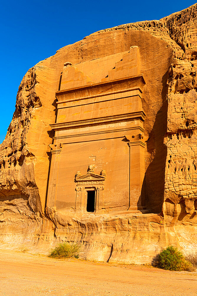 Rock tomb, Madain Saleh (Hegra) (Al Hijr), UNESCO World Heritage Site, Al Ula, Kingdom of Saudi Arabia, Middle East