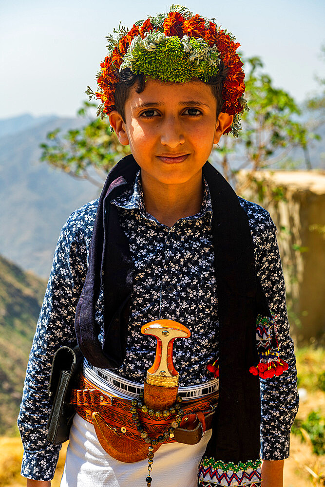 Young boy of the Qahtani Flower men tribe, Asir Mountains, Kingdom of Saudi Arabia, Middle East