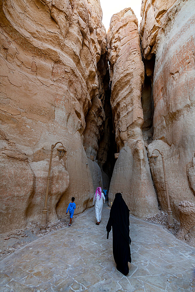 Entrance to the Al Qarah mountain, Al Ahsa (Al Hasa) Oasis, UNESCO World Heritage Site, Hofuf, Kingdom of Saudi Arabia, Middle East