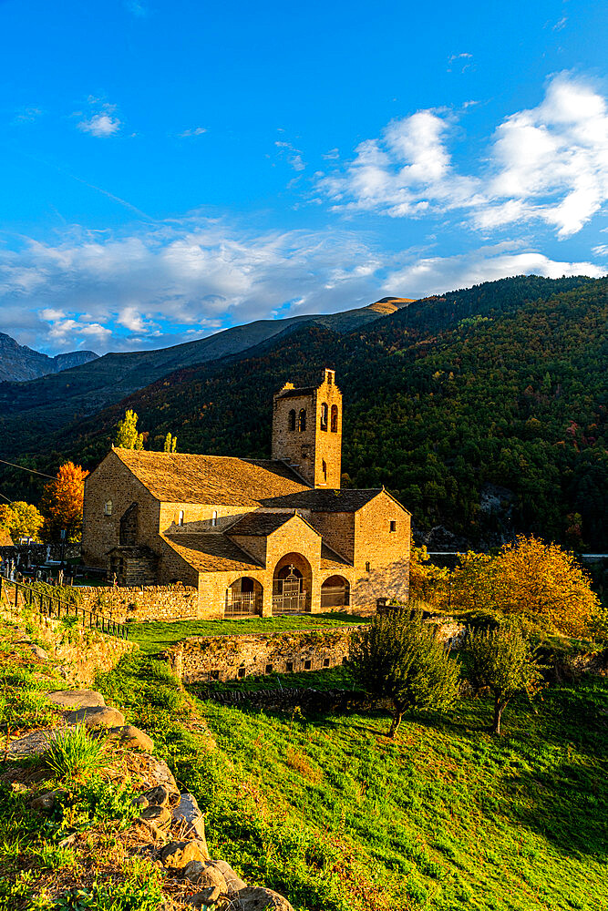 Church of San Miguel, Monte Perdido, UNESCO World Heritage Site, Aragon, Pyrenees, Spain, Europe