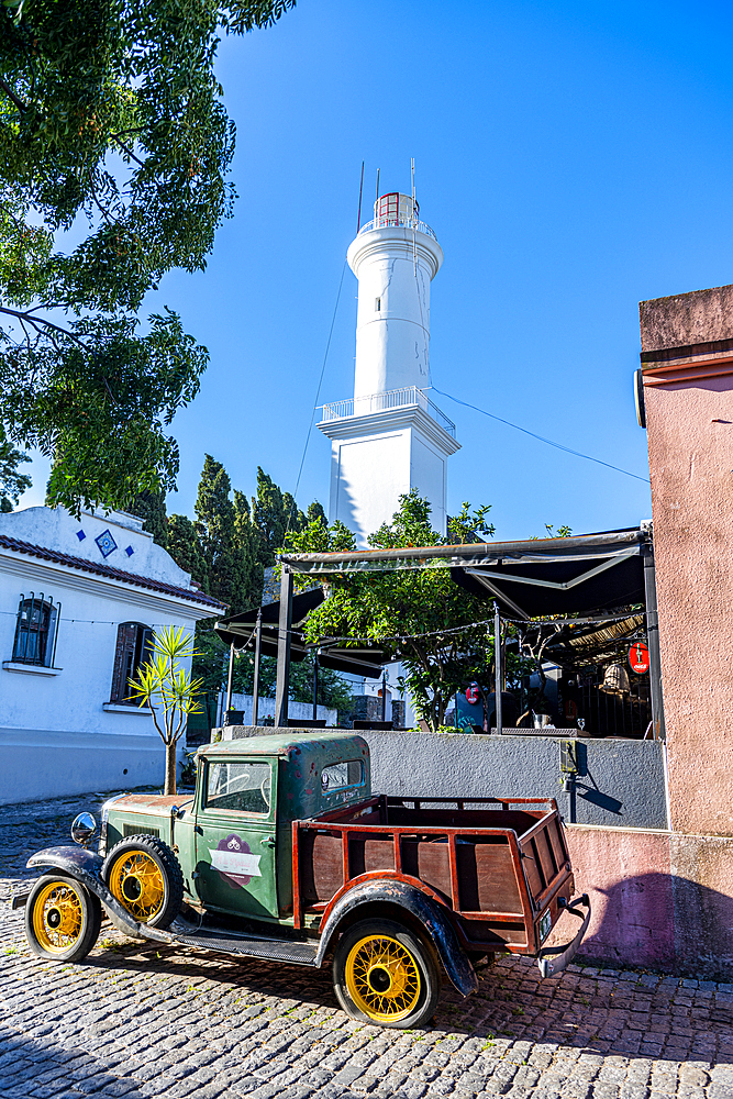 Colonial architecture and the old lighthouse, Colonia del Sacramento, UNESCO World Heritage Site, Uruguay, South America