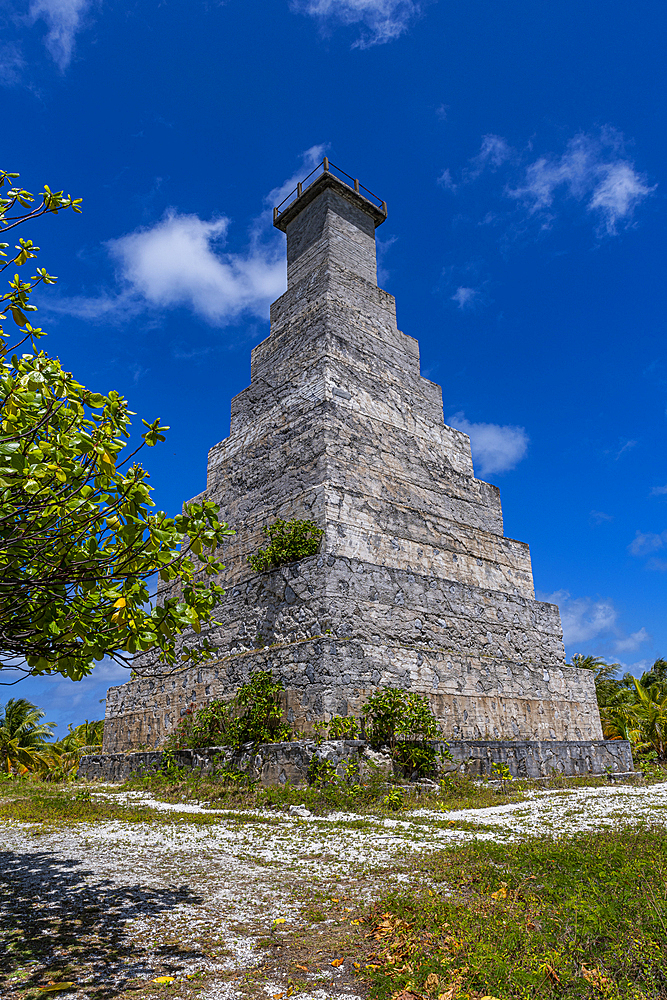 Anceint lighthouse, Fakarava, Tuamotu archipelago, French Polynesia, South Pacific, Pacific