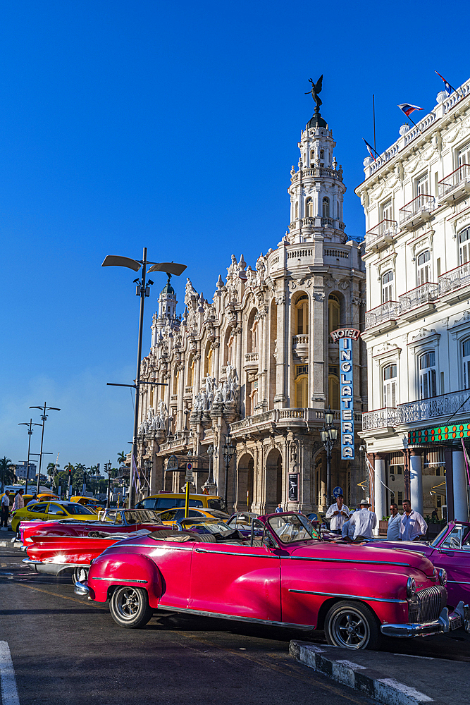 Vintage car in front of the Theatre of Havana, Havana, Cuba, West Indies, Central America