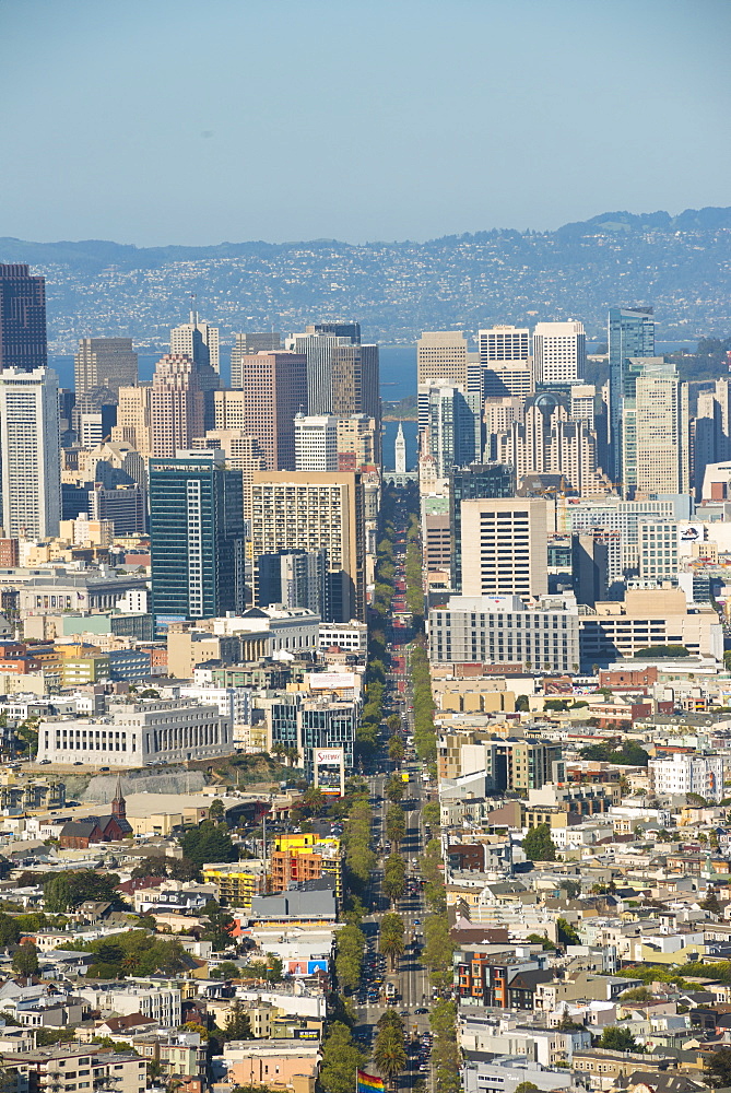 View of the city from Twin Peaks, San Francisco, California, United States of America, North America