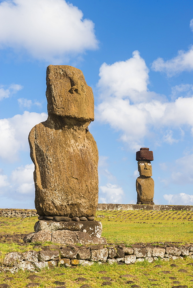 Moai heads of Easter Island, Rapa Nui National Park, UNESCO World Heritage Site, Easter Island, Chile, South America