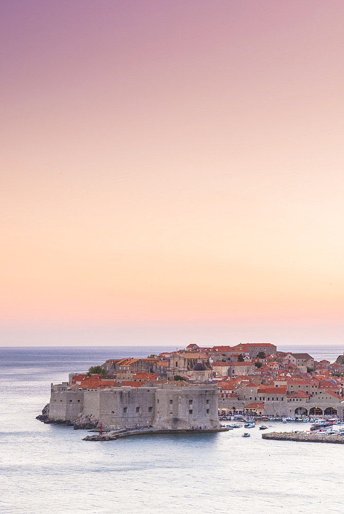 Dusk over the old town, UNESCO World Heritage Site, Dubrovnik, Croatia, Europe