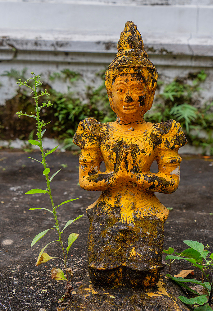 View and details of Wat Pa Daeng Buddhist temple in the forest above Chiang Mai, Thailand