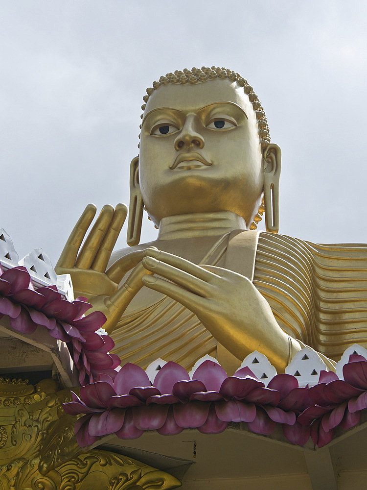 Buddha statue, the ancient city of Dambulla, Sri Lanka, Asia