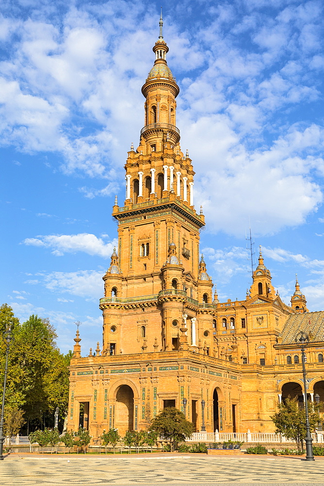 Plaza de Espana, built for the Ibero-American Exposition of 1929, Seville, Andalucia, Spain, Europe