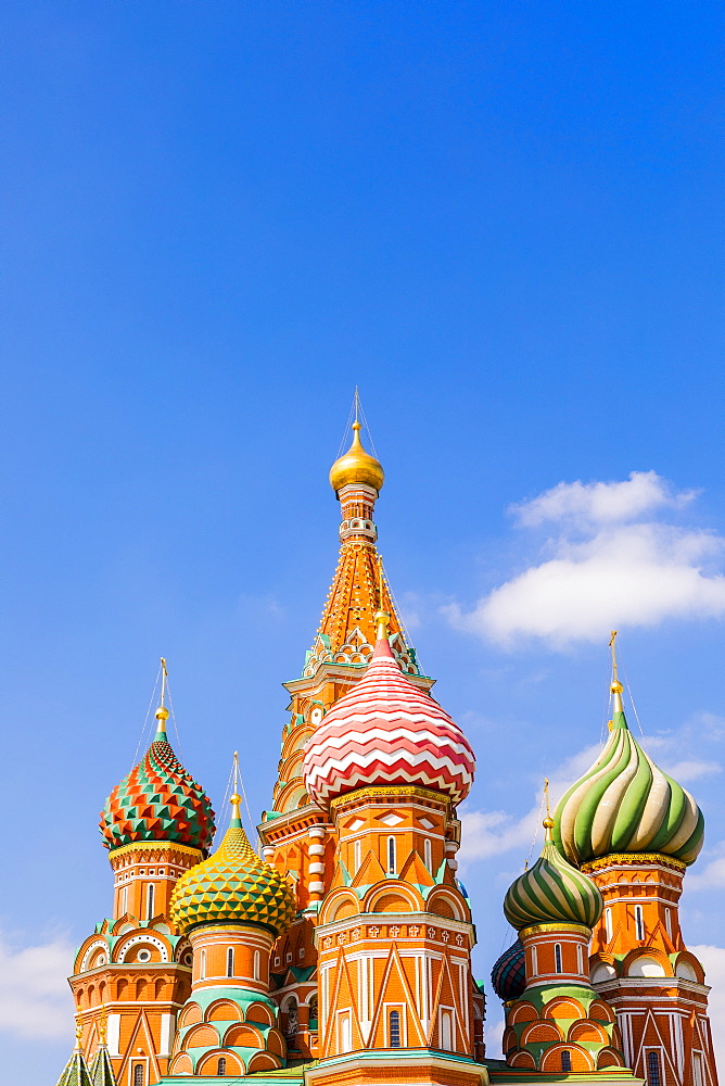 The Cathedral of Vasily the Blessed (St. Basil's Cathedral), Red Square, UNESCO World Heritage Site, Moscow, Russia, Europe