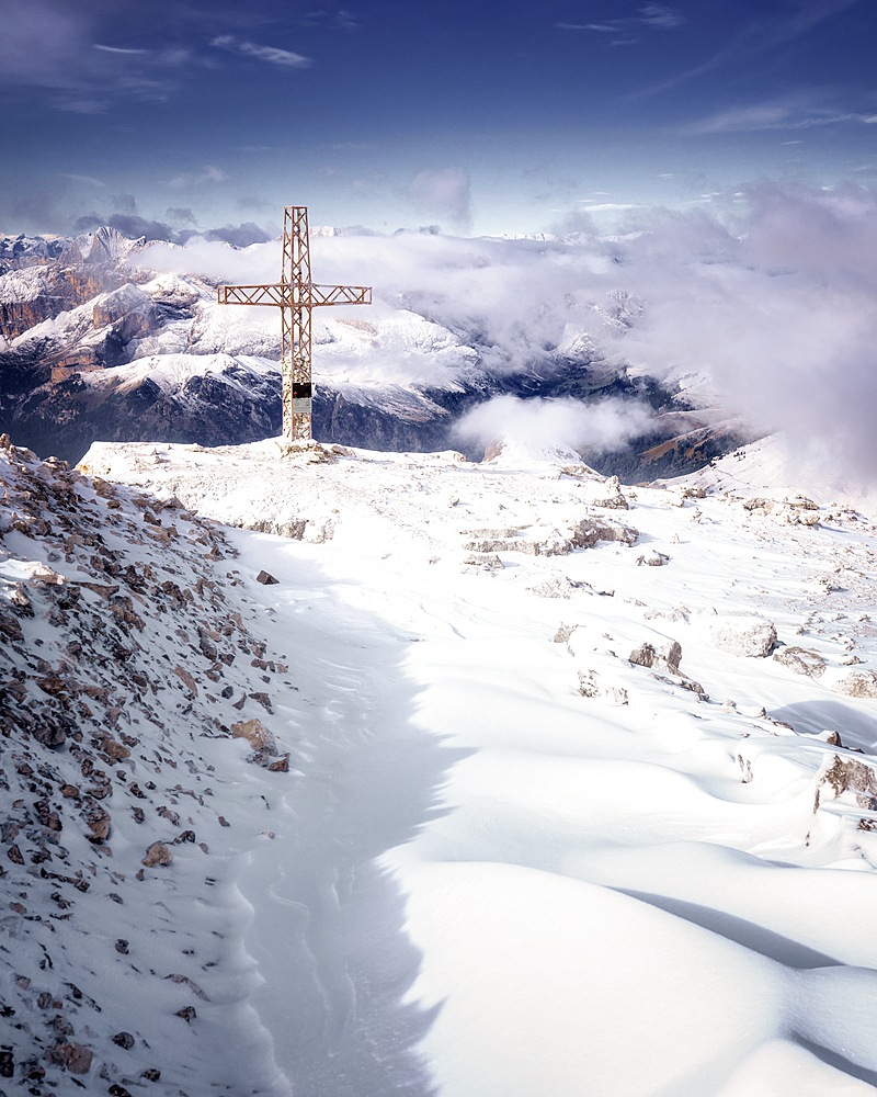 Summit of Sass Pordoi in the snow, Dolomites, Trento, Italy, Europe