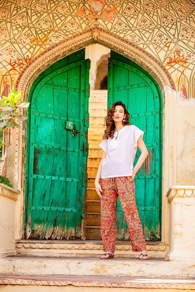 Woman in Jaipur, Rajasthan, India, Asia