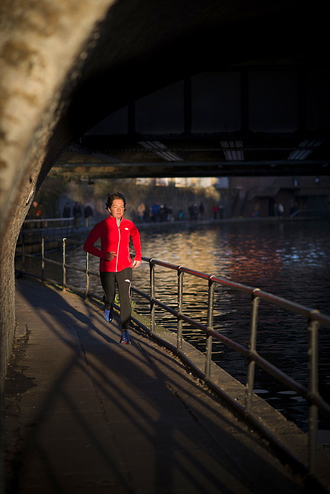 Lizzy Hawker, a world record holding extreme athelete, training in London, England, United Kingdom, Europe