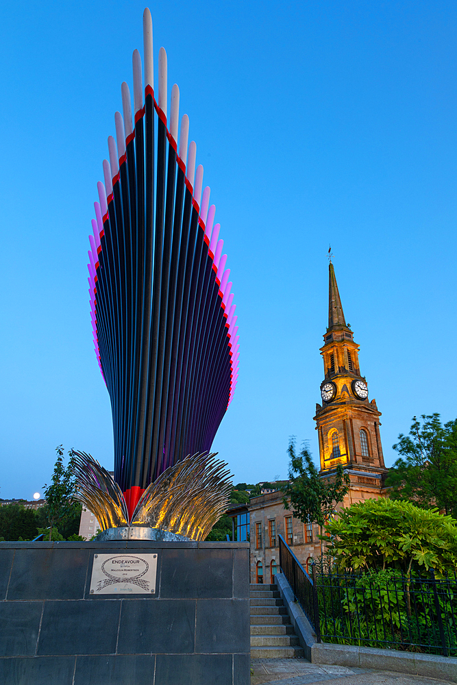 The Endeavour Sculpture, Town Hall in background, Port Glasgow, Inverclyde, Scotland, United Kingdom, Europe