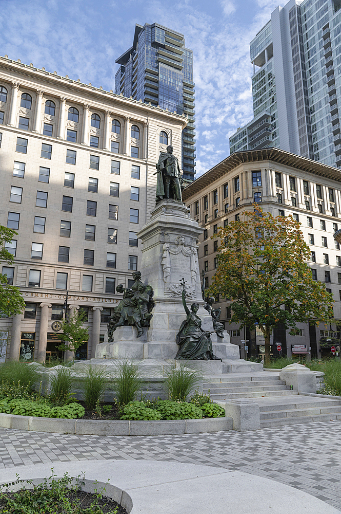 Edward VII Monument in Phillips Square Park, Montreal, Quebec, Canada, North America