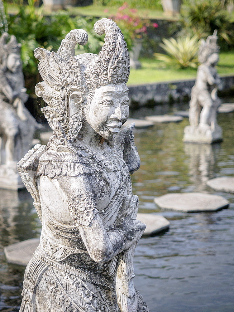 Statue, Tirta Gangga royal water garden, Bali, Indonesia, Southeast Asia, Asia