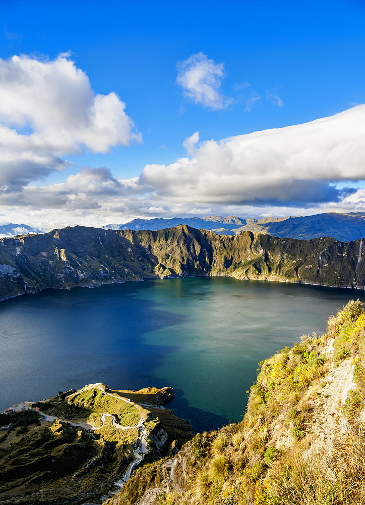 Lake Quilotoa, Cotopaxi Province, Ecuador, South America