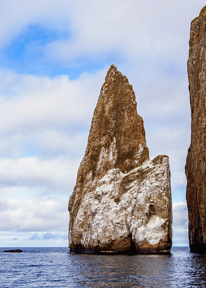 Leon Dormido (Kicker Rock), San Cristobal (Chatham) Island, Galapagos, UNESCO World Heritage Site, Ecuador, South America