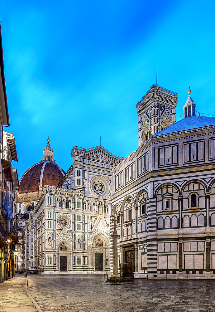 Santa Maria del Fiore Cathedral at dawn, Florence, UNESCO World Heritage Site, Tuscany, Italy, Europe