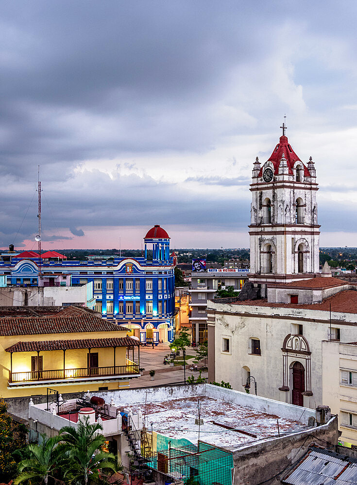 View towards Nuestra Senora De La Merced Church and Plaza de los Trabajadores, Camaguey, UNESCO World Heritage Site, Camaguey Province, Cuba, West Indies, Caribbean, Central America