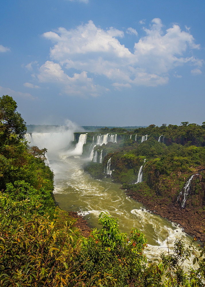 View of the Devil's Throat, part of the Iguazu Falls, UNESCO World Heritage Site, Foz do Iguacu, State of Parana, Brazil, South America