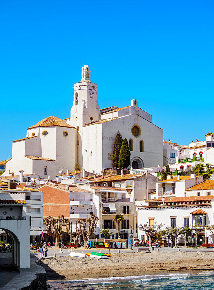 Santa Maria Church, Cadaques, Cap de Creus Peninsula, Catalonia, Spain, Europe