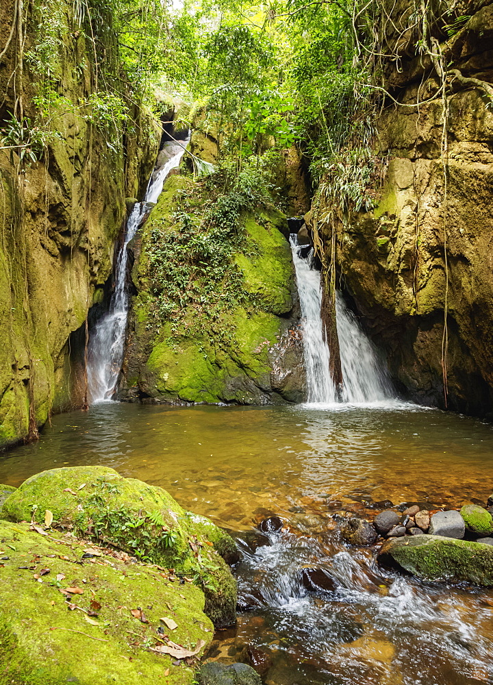 Cachoeira Indiana Jones, waterfall in Boa Esperanca de Cima, Nova Friburgo Municipality, State of Rio de Janeiro, Brazil, South America