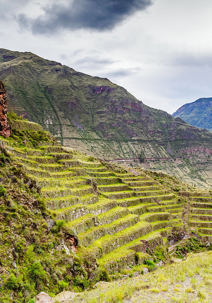 Inca Terraces, Pisac, Sacred Valley, Cusco Region, Peru, South America