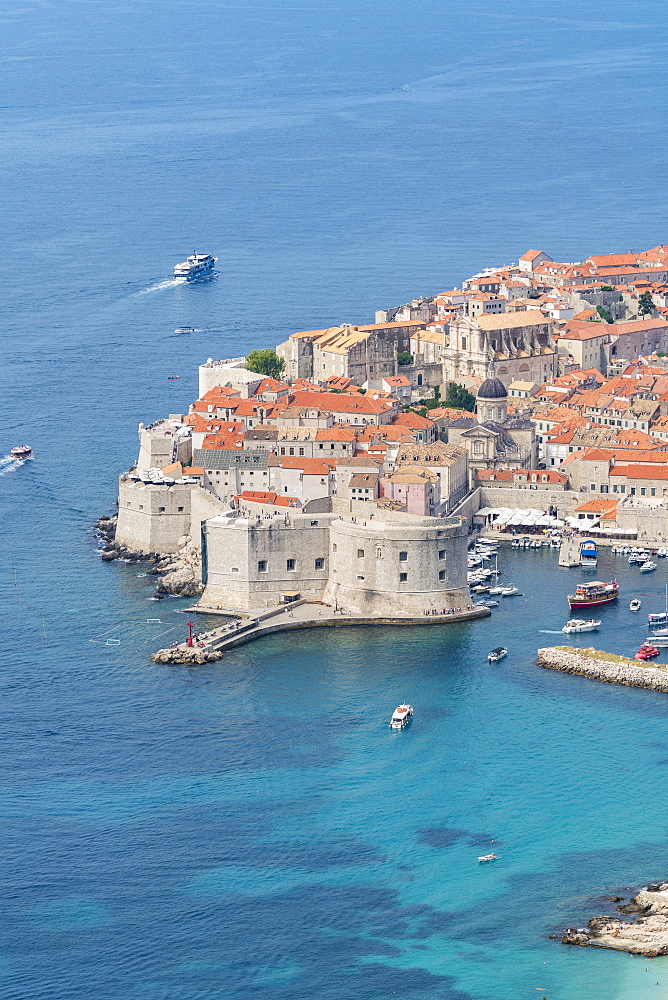 The town in summer from an elevated point of view, Dubrovnik, UNESCO World Heritage Site, Dubrovnik-Neretva county, Croatia, Europe