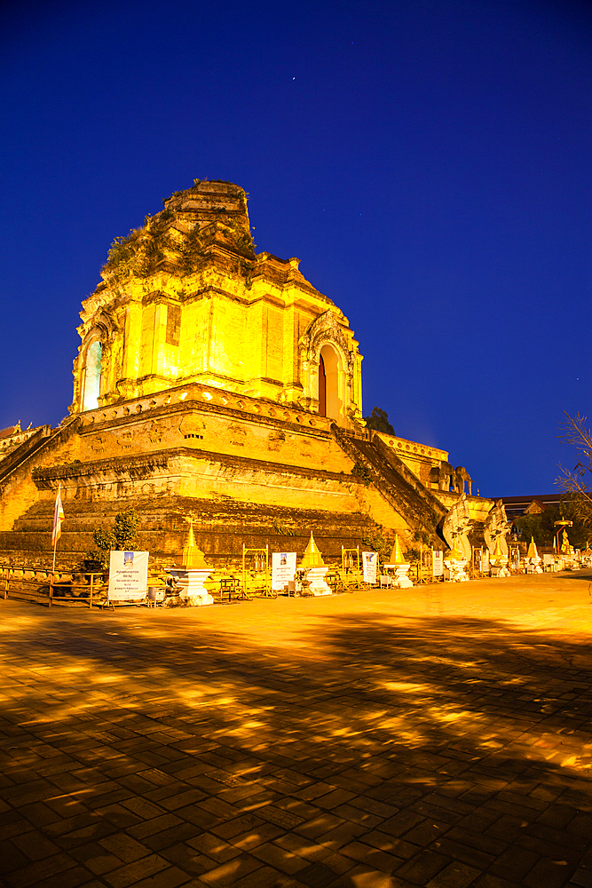 wat Chedi Luang Varavihara, Chiang Mai, Thailand