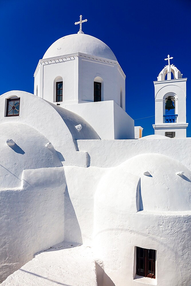 White domed church and blue sky, Santorini, Cyclades, Greek Islands, Greece, Europe