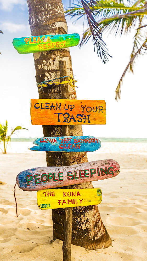 Wooden signs on Banderas Island in the San Blas Islands, Kuna Yala, Panama, Central America