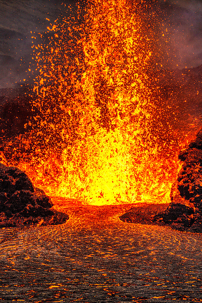 The recent re-eruption of Mount Fagradalsfjall and Geldingadalir Volcano, Southwest Peninsula, Iceland, Polar Regions