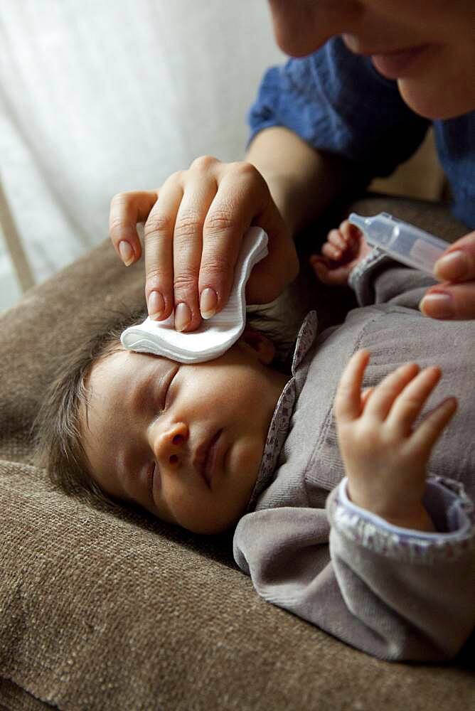 Newborn baby hygiene