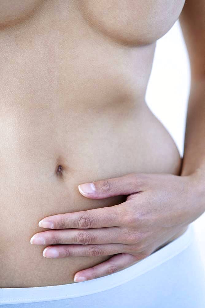 Abdominal pain in a woman