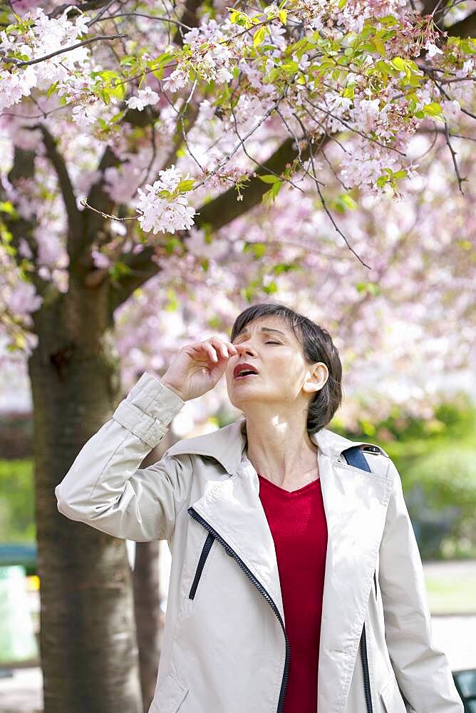 Allergy, woman