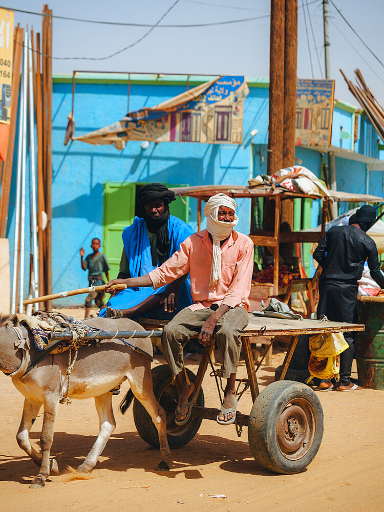 One of the many towns between Nouakchott and Tidjikdja, Mauritania, Sahara Desert, West Africa, Africa