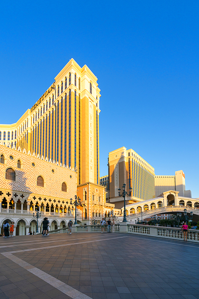 The Venetian Las Vegas Hotel at sunset, Las Vegas Strip, Paradise, Las Vegas Boulevard, Las Vegas, Nevada, USA