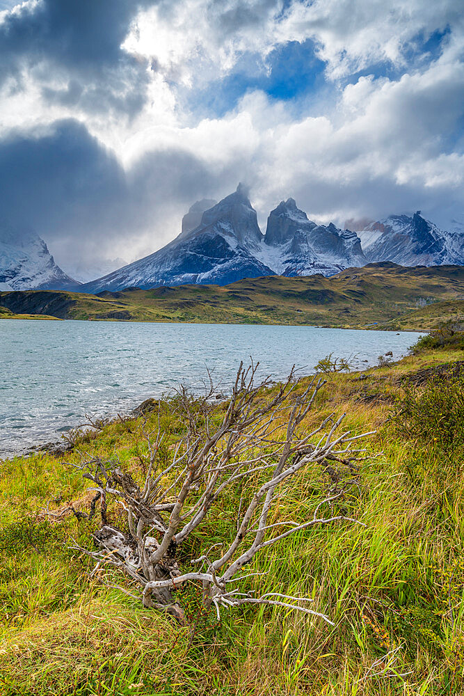 Scenic view of Los Cuernos mountain peaks from shore of Lago Pehoe, Torres del Paine National Park, Patagonia, Chile, South America