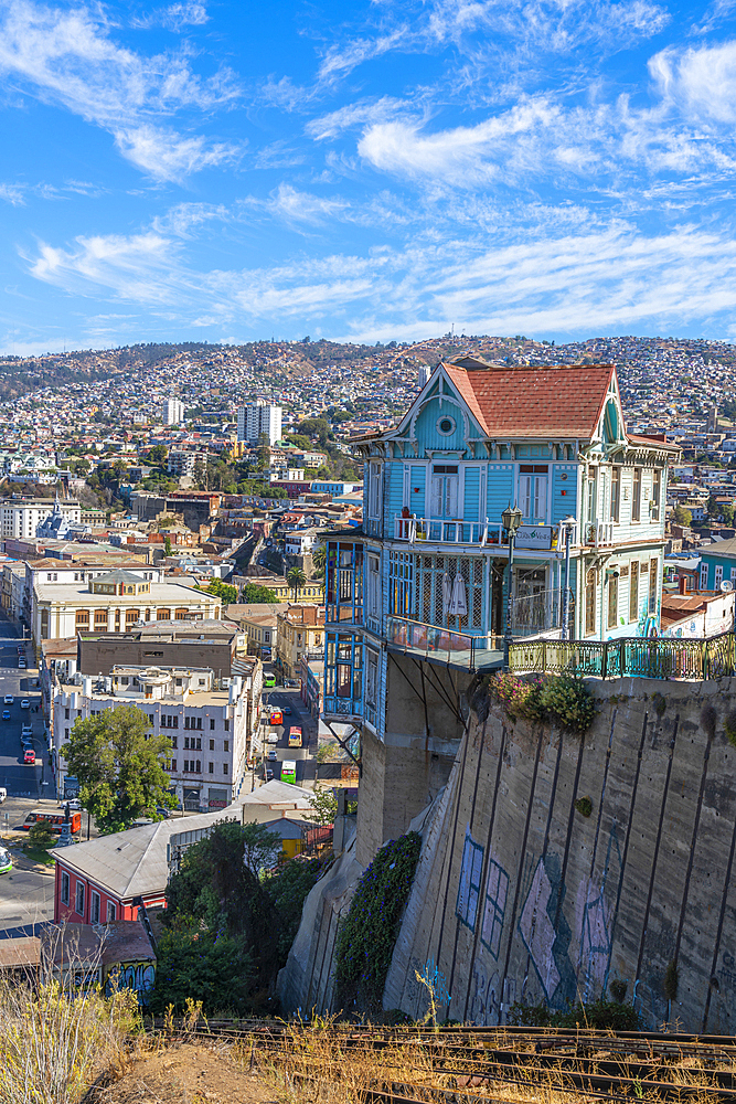 Famous blue Casa Cuatro Vientos restaurant at Paseo 21 de Mayo and city center, UNESCO, Valparaiso, Valparaiso Region, Chile, South America