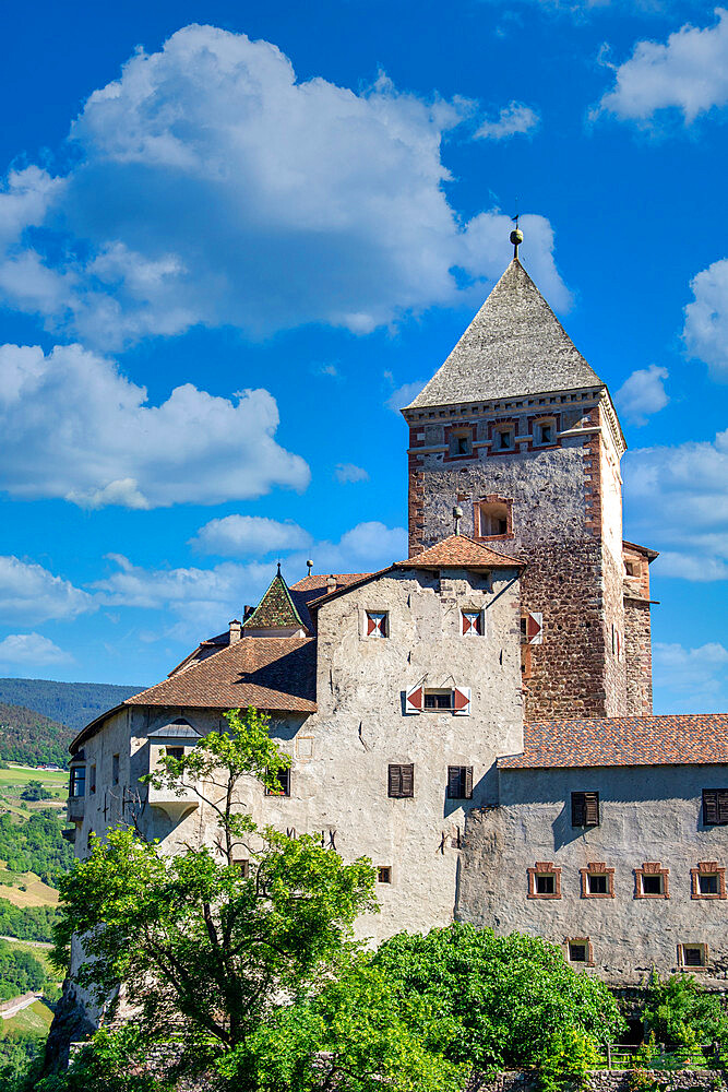 Trostburg Castle, Bozen district, Val Gardena, Sud Tirol, Italy, Europe