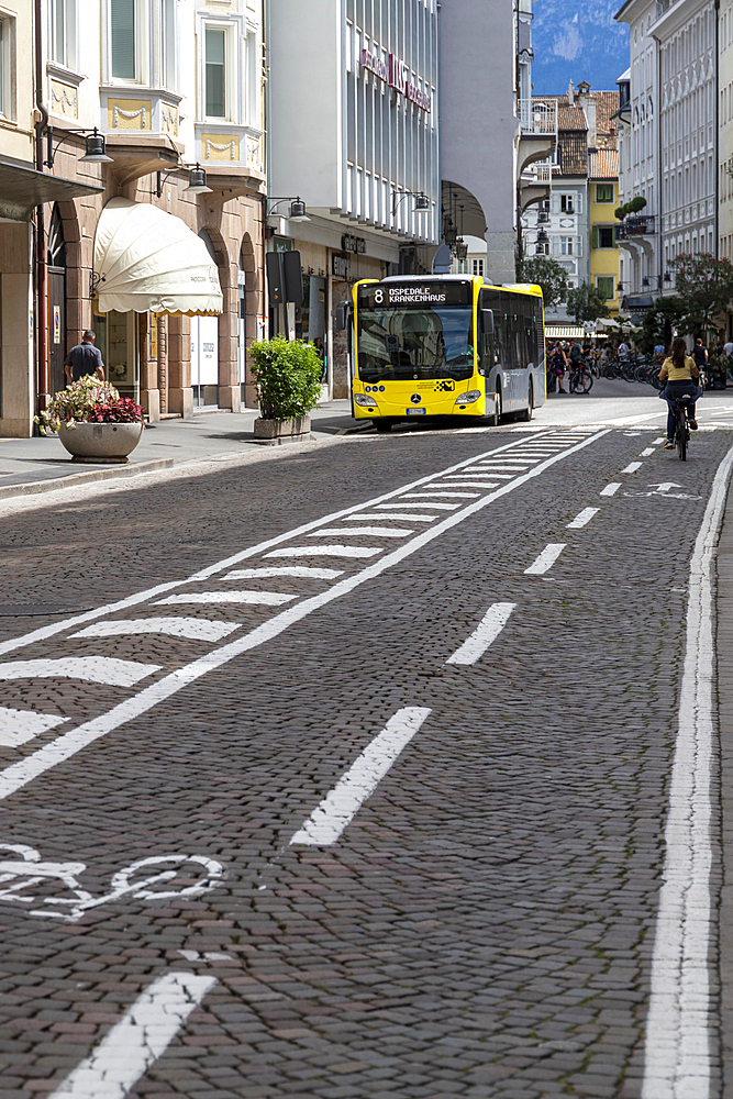 Cycle path and public transport in Bozen, Sudtirol (South Tyrol), Bolzano district, Italy, Europe