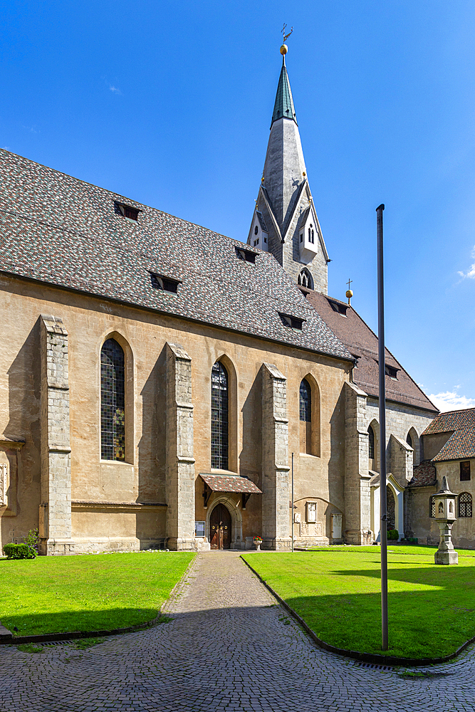 Parish Church of San Michele, Brixen, Sudtirol (South Tyrol) (Province of Bolzano), Italy, Europe