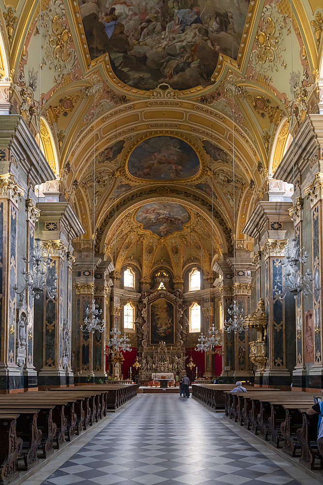 Baroque Cathedral, interior, Brixen, Sudtirol (South Tyrol) (Province of Bolzano), Italy, Europe