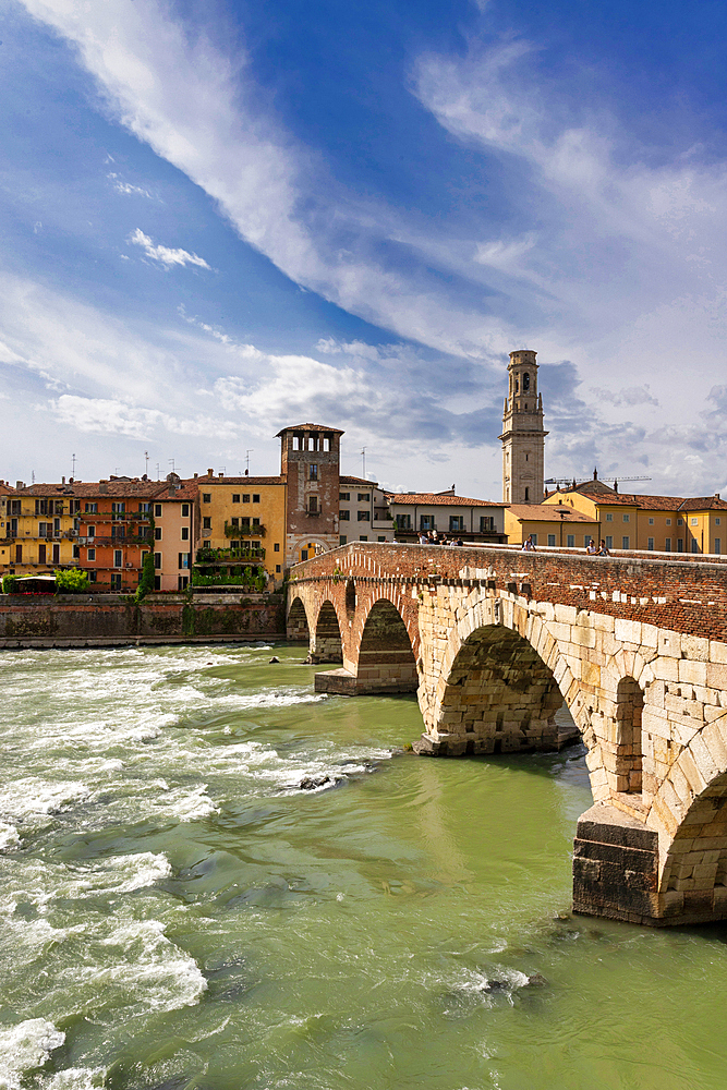 River Adige with the stone bridge Ponte Pietra, Verona, Verona district, Veneto, Italy, Europe