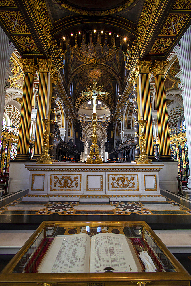 Chapel Altar Inside St Paul's Cathedral