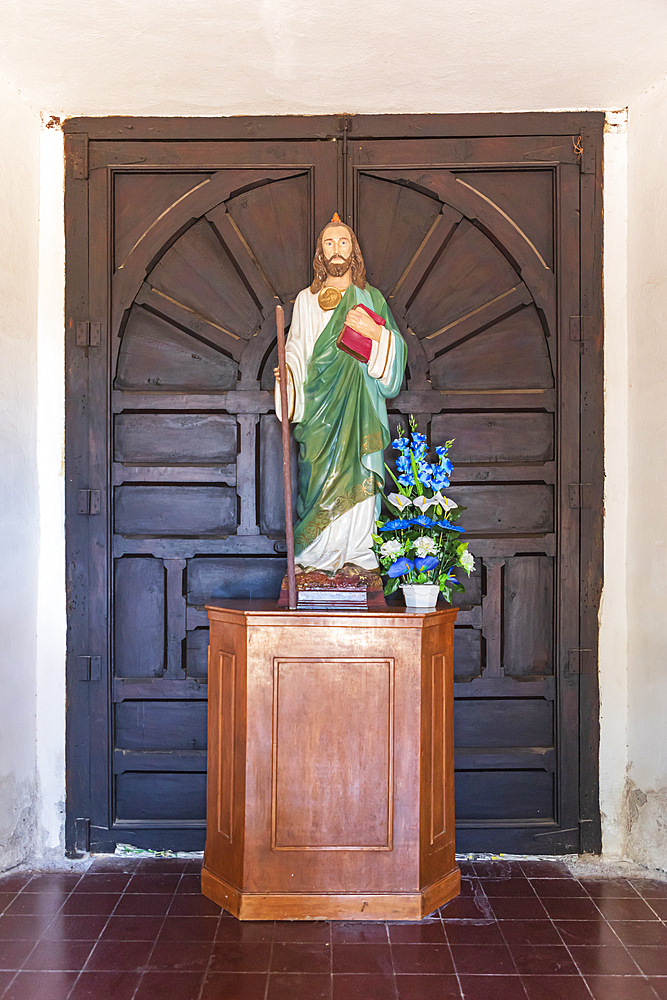 Loreto, Baja California Sur, Mexico. November 17, 2021. Sculpture of Jesus in the historic Loreto Mission.